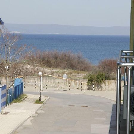 Apartment Rosi Pomorie Exteriör bild